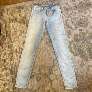 Levi’s Empire Skinny Jeans New Sz 26 6